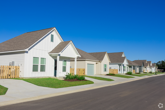 Building Photo - Sweetwater Point Cottages