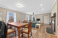 Building Photo - Rare Hackett townhome, Across from Campus