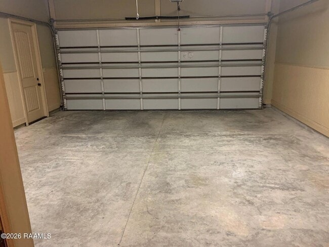 Building Photo - 330 Dunvegan Ct