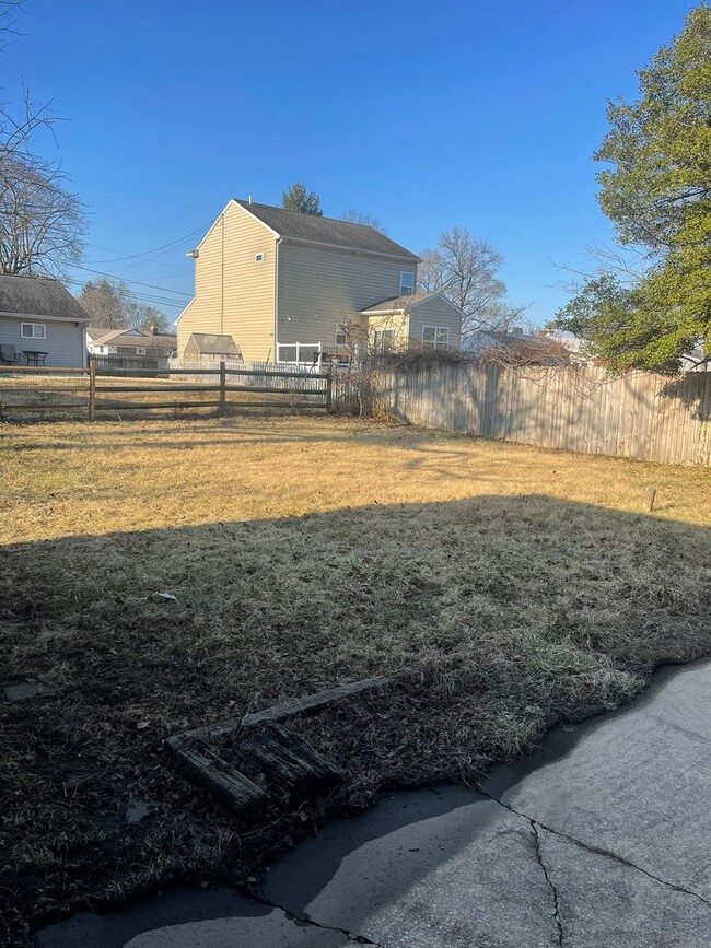 Building Photo - Ranch Home in Chestnut Hill Estates