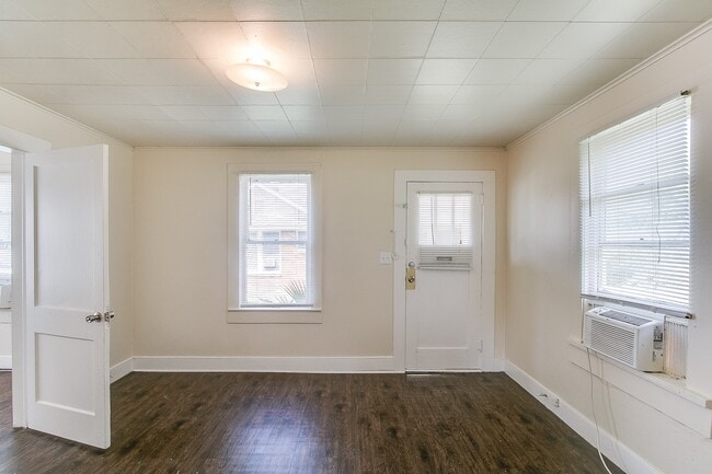 Building Photo - 8402 Brockton St