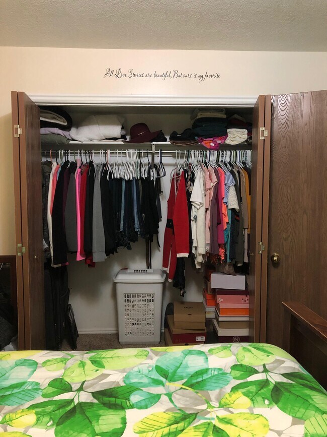 Building Photo - 230 Bridger Dr