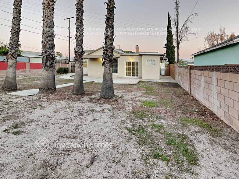 Building Photo - 8159 Beeman Ave