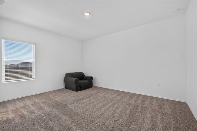 Building Photo - 15608 Spring Hill Ln