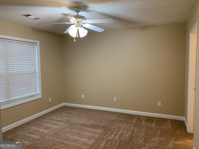 Building Photo - 207 Ridgemont Ct