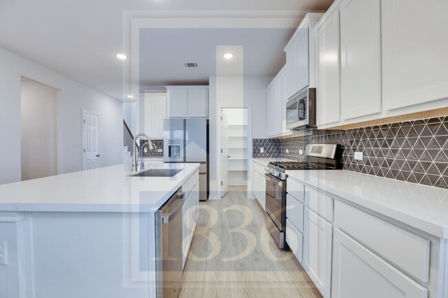 Building Photo - 17609 Chino Ln