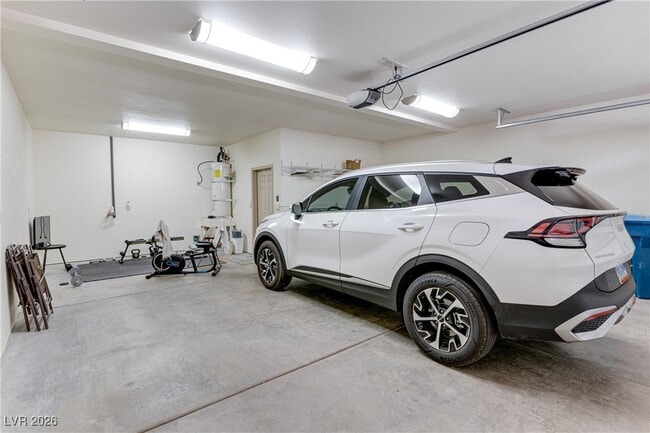 Building Photo - 3935 White Fir Way