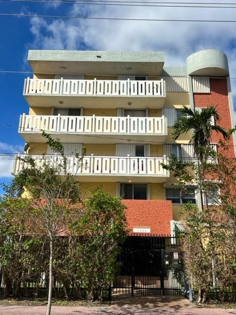 Building Photo - 7900 Tatum Waterway Dr