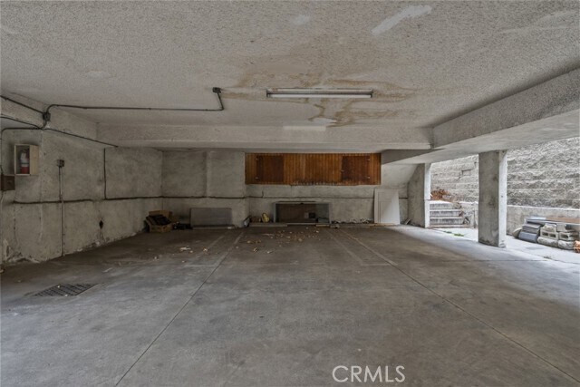 Building Photo - 1031 Mariposa St