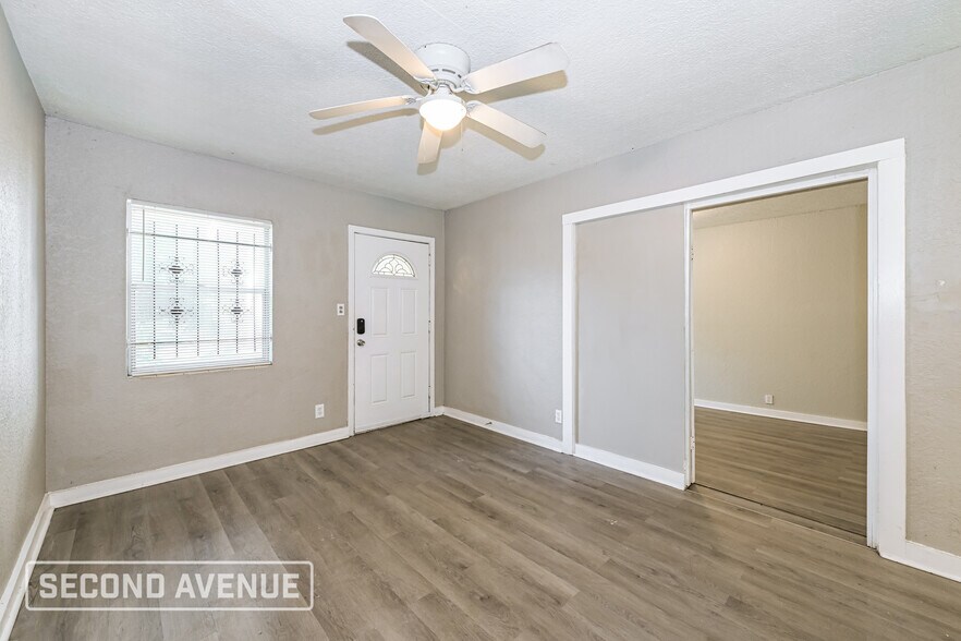 Building Photo - 4205 Connie St