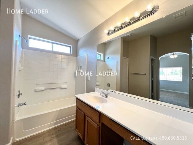 Building Photo - 10317 E Kiva Cir
