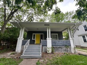 Building Photo - 708 W High St