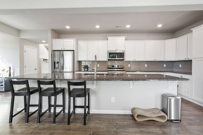 Building Photo - MOVE IN READY NOW! Meridian Campus home available! Beautiful 4 bedrooms 2.5 baths. Easy JBLM comm...