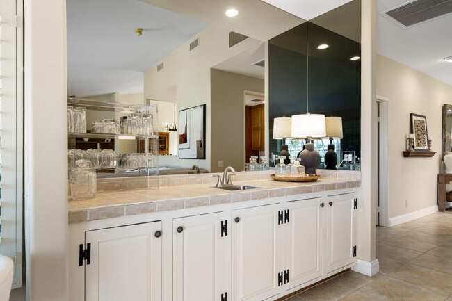 Building Photo - 44825 Guadalupe Dr