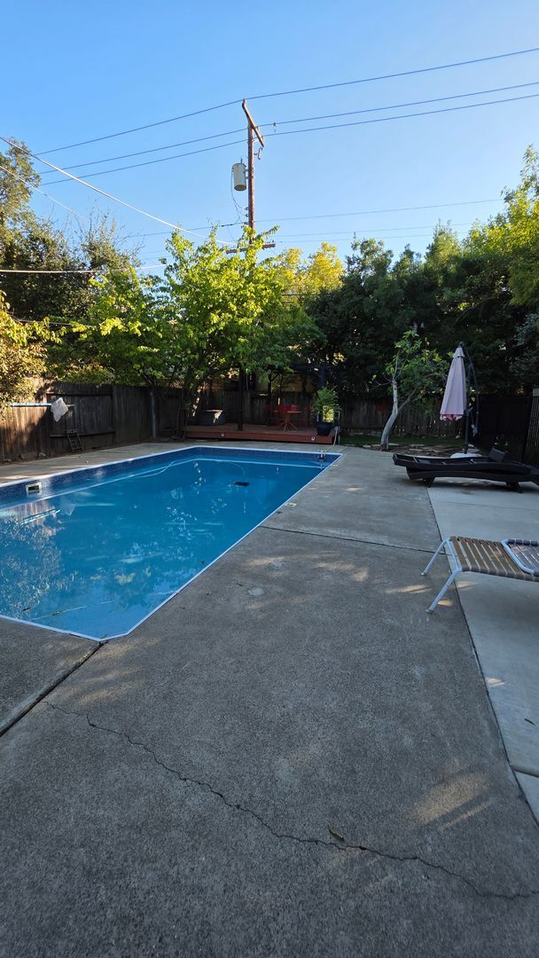 Building Photo - SHORT OR LONG TERM FURNISHED East Sac home with POOL