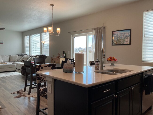 Building Photo - Fabulous 2 Story in The Trails At Aspen Ridge