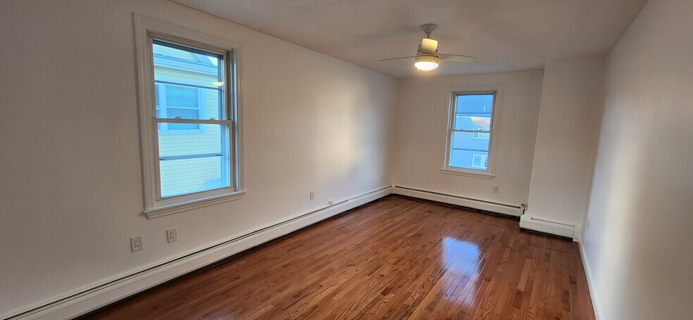 Building Photo - 248R Pearl St