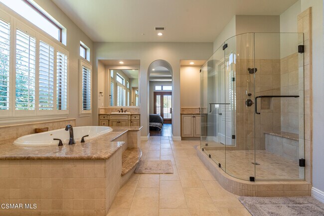 Building Photo - 835 Via Sedona