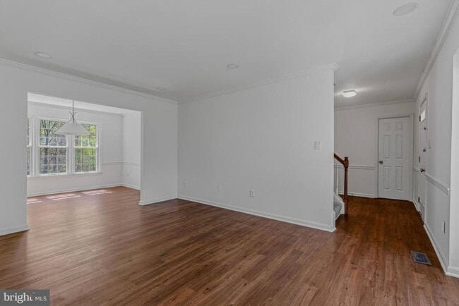 Building Photo - 1646 Stowe Rd