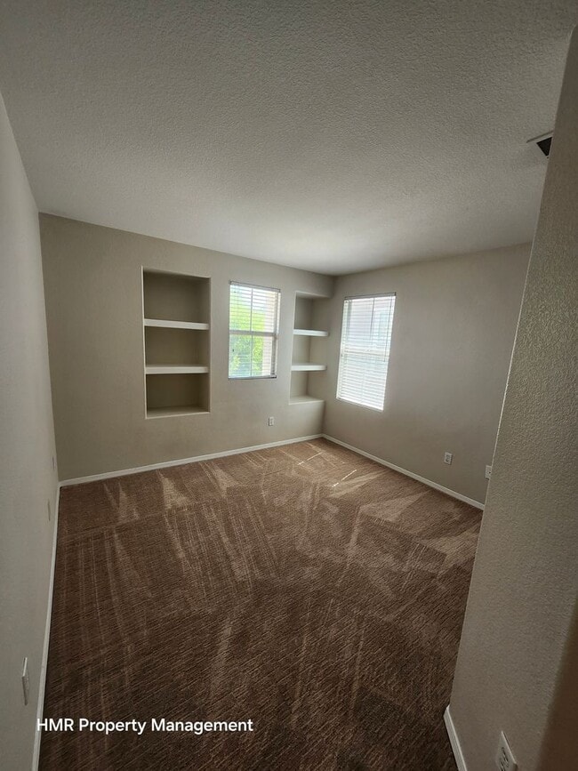 Building Photo - Gorgeous single family home in Chino