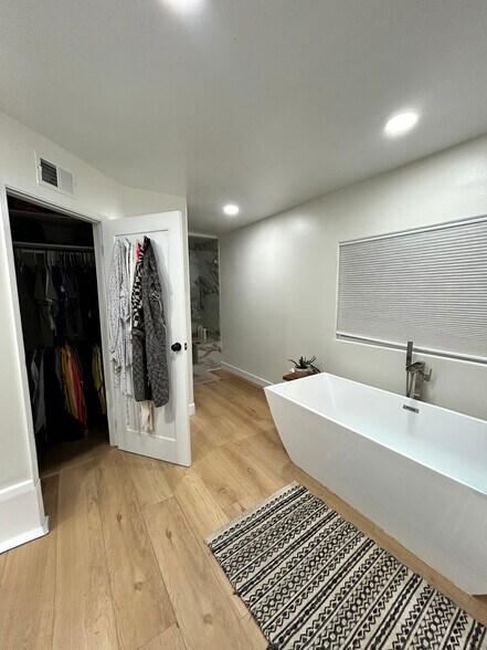 Primary Bathroom - 1728 Santa Ana Ave