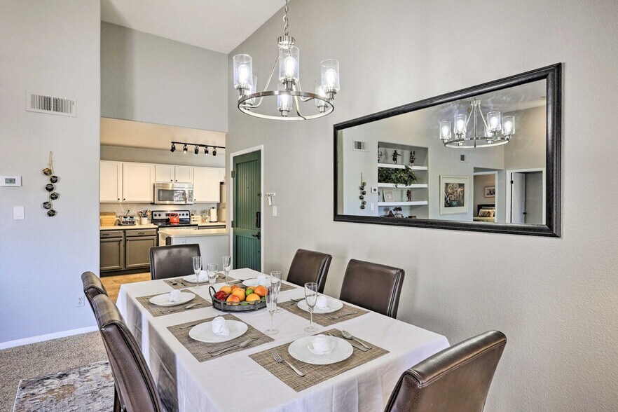 Building Photo - 11333 N 92nd St