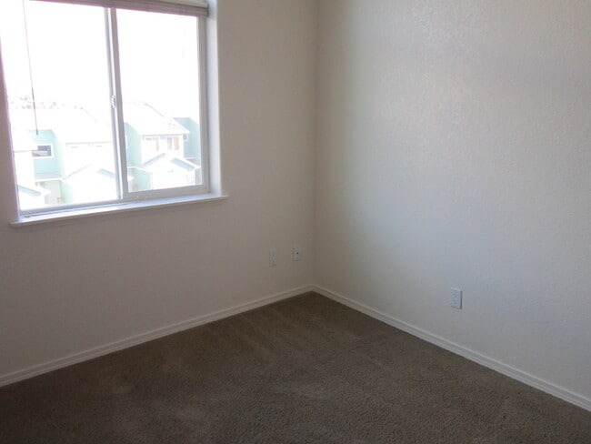 Building Photo - 1714 Lancaster Ave