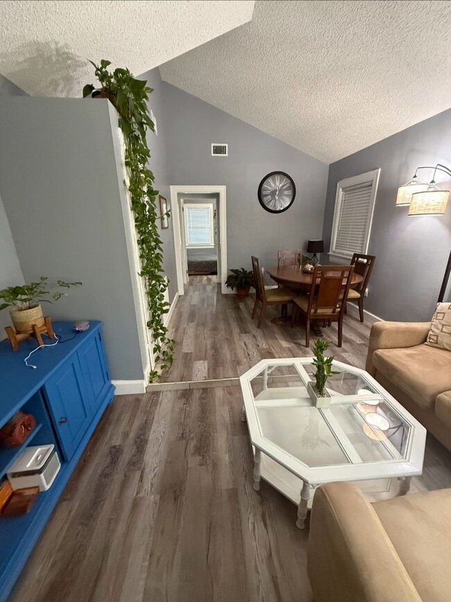 Building Photo - Cute Bartlett Park Home for Rent