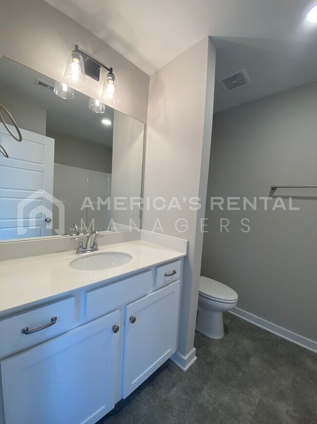 Building Photo - Home for Rent in Calera, AL!!! AVAILABLE NOW!