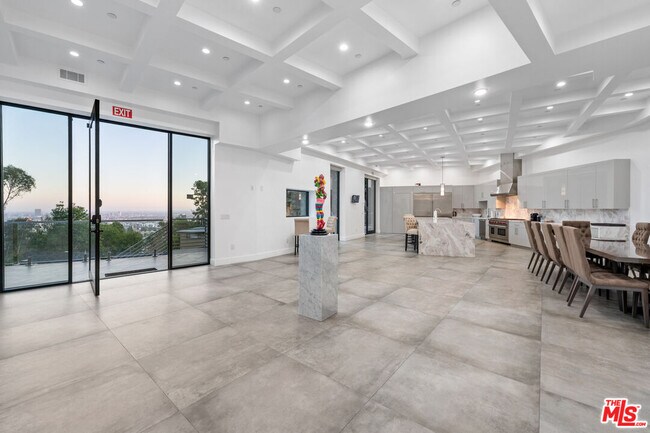 Building Photo - 6181 Temple Hill Dr