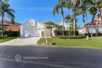 Building Photo - 1369 Fairfax Cir E