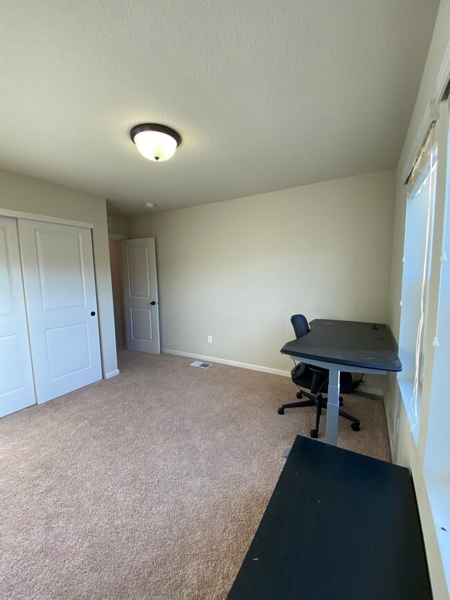 Building Photo - 10030 NW Bartlett Loop