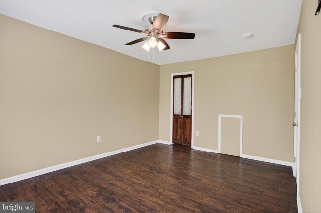 Building Photo - 31 Brookside Ct