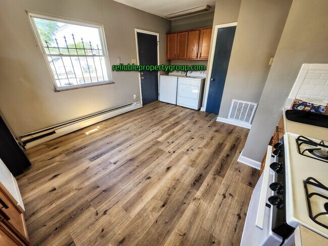 Building Photo - New Price - Fort Wayne