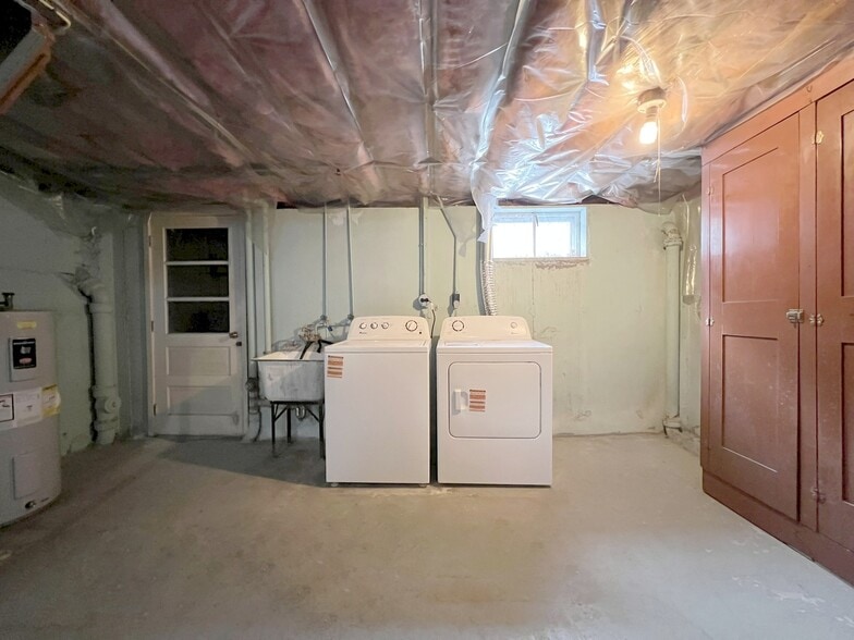 Building Photo - 26-28 Kiernan Rd