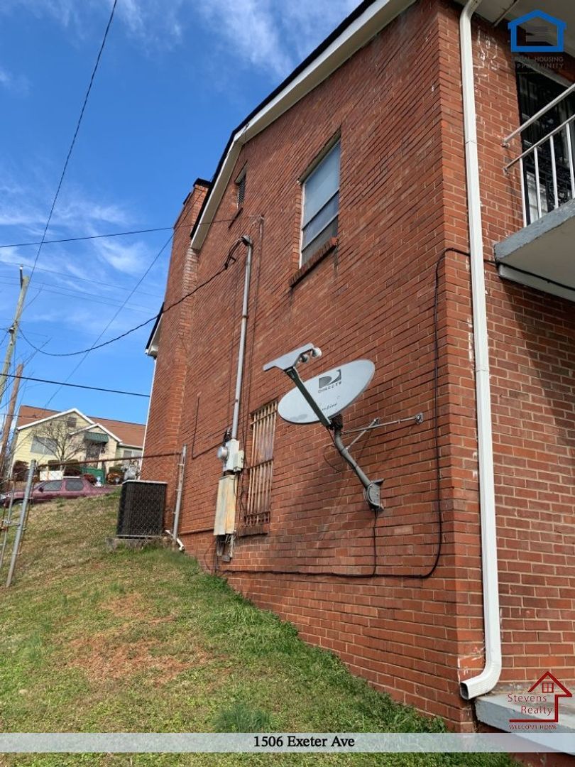 Building Photo - 1506 Exeter Ave