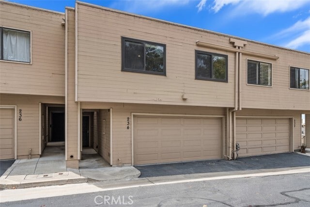 Building Photo - 234 Ferro Dr