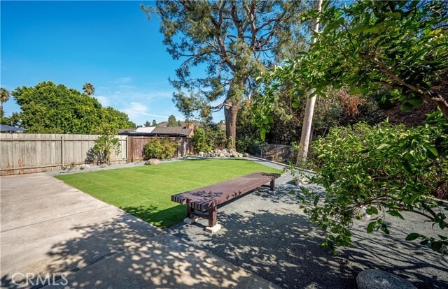 Building Photo - 4924 E Elsinore Ave