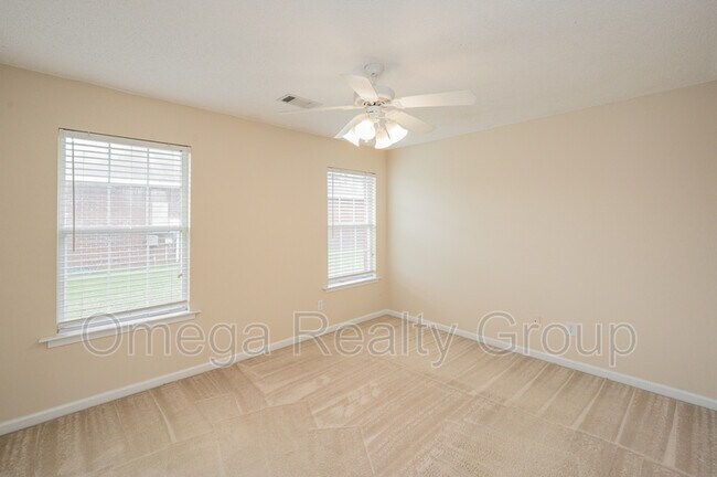 Building Photo - 6000 Aldersbrook Ct