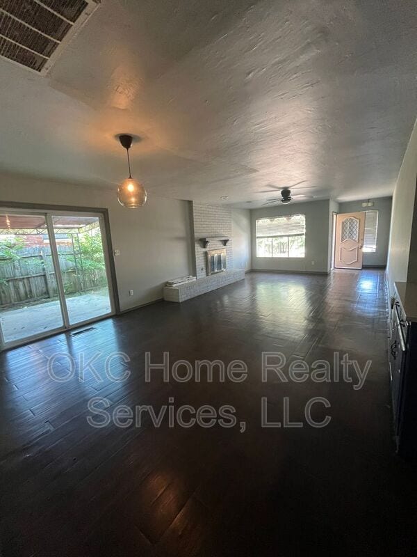 Primary Photo - 3604 Willow Springs Dr