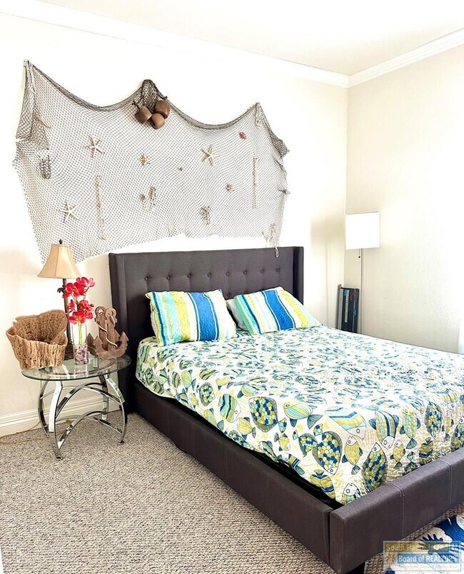 Building Photo - 111 E Polaris Dr