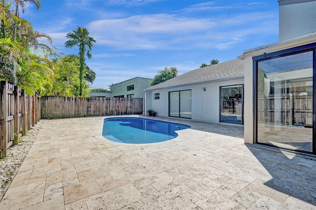 Building Photo - 7471 NW 35th Ct