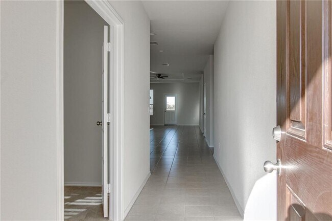 Building Photo - 124 Bonnet Blvd