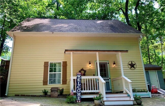 Building Photo - 3 Bedroom single family home in Forsyth Co...