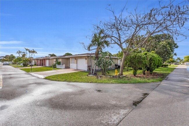 Building Photo - 1280 NW 49th St