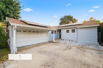 Building Photo - 6928 Vanscoy Ave