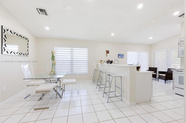 Building Photo - 12340 SW 144th Terrace