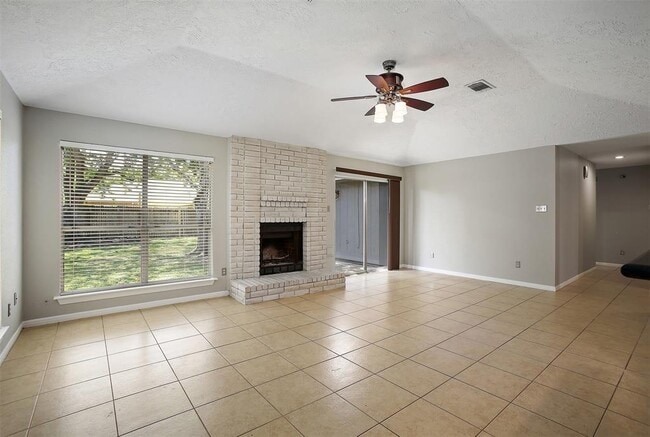 Building Photo - 419 Heatherwood Ct