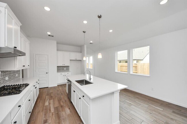 Building Photo - 7314 Blue Gentiana Ln