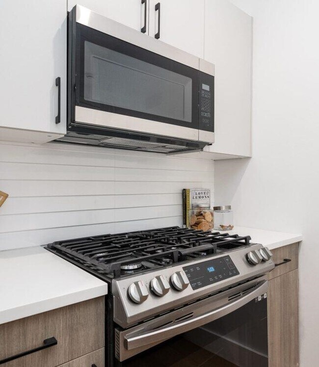 Building Photo - 545 M.L.K. Drive